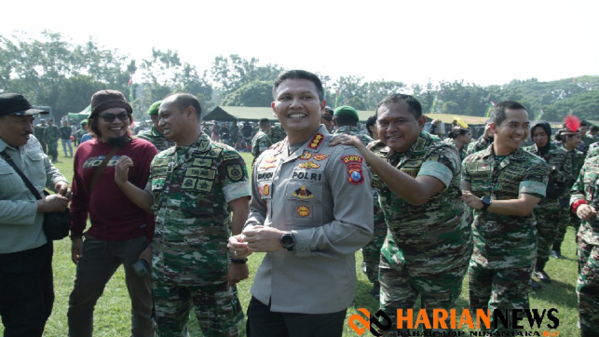 Sinergitas TNI POLRI Berbaur Padati Lapangan Rampal Kota Malang