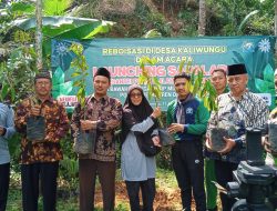 Ponpes Darul Arqom Dorong Santri Peduli terhadap Lingkungan