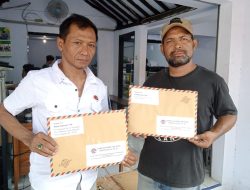 Asli Desak Mentri PUPR Perbaiki Jalan Rusak di  Desa Labuhan Tereng