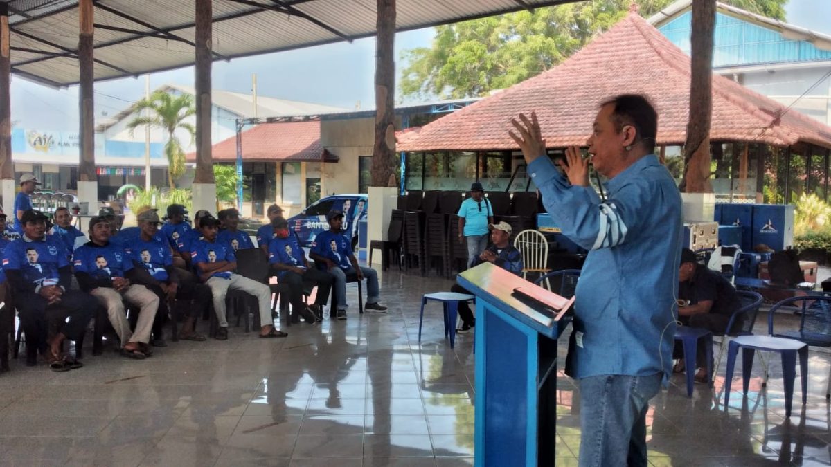 Buruh Tepak Pertanian Datangi Michel Edy Hariyanto