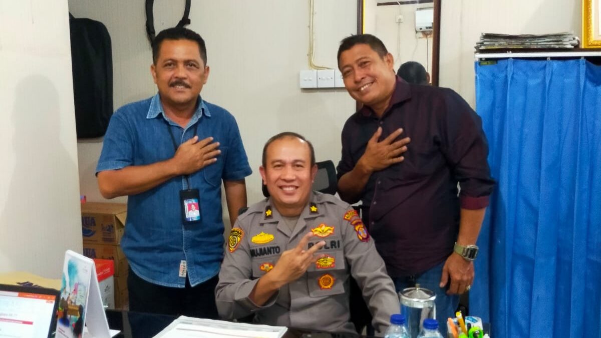 Silaturahmi Awak Media ke Kabag SDM Polresta Balikpapan