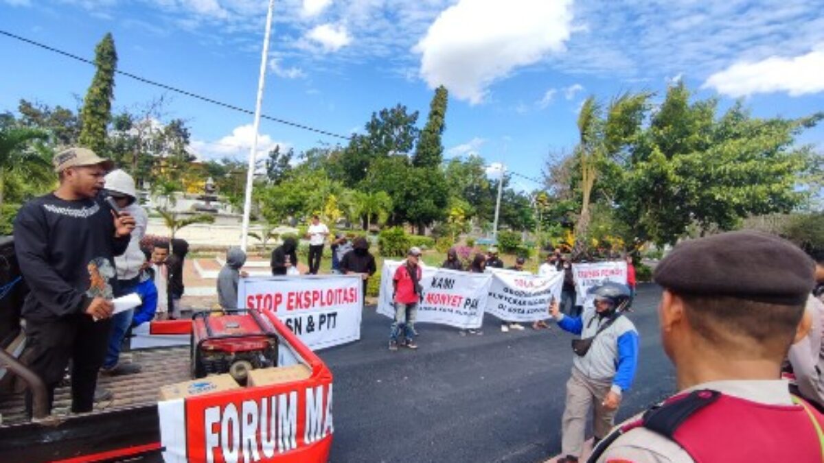 FMPKK Tutun Jalan  Protes ke DPRD Atas Kinerja  Pj Walikota Kupang