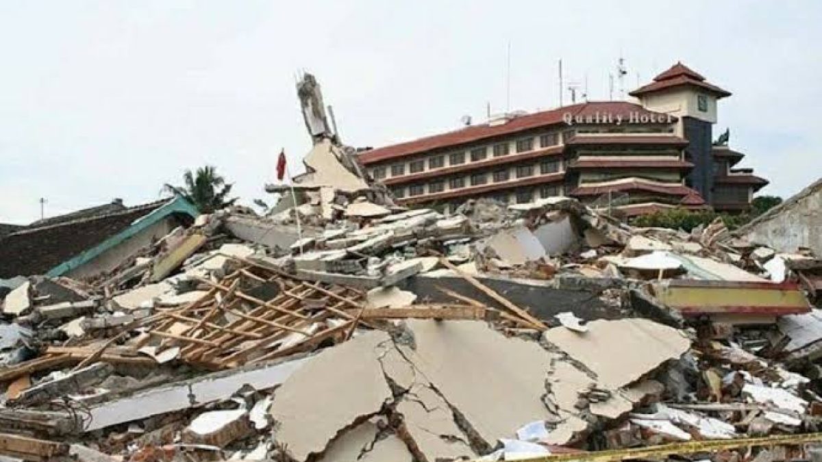 Penatalaksanaan Diri Saat Terjadi Gempa