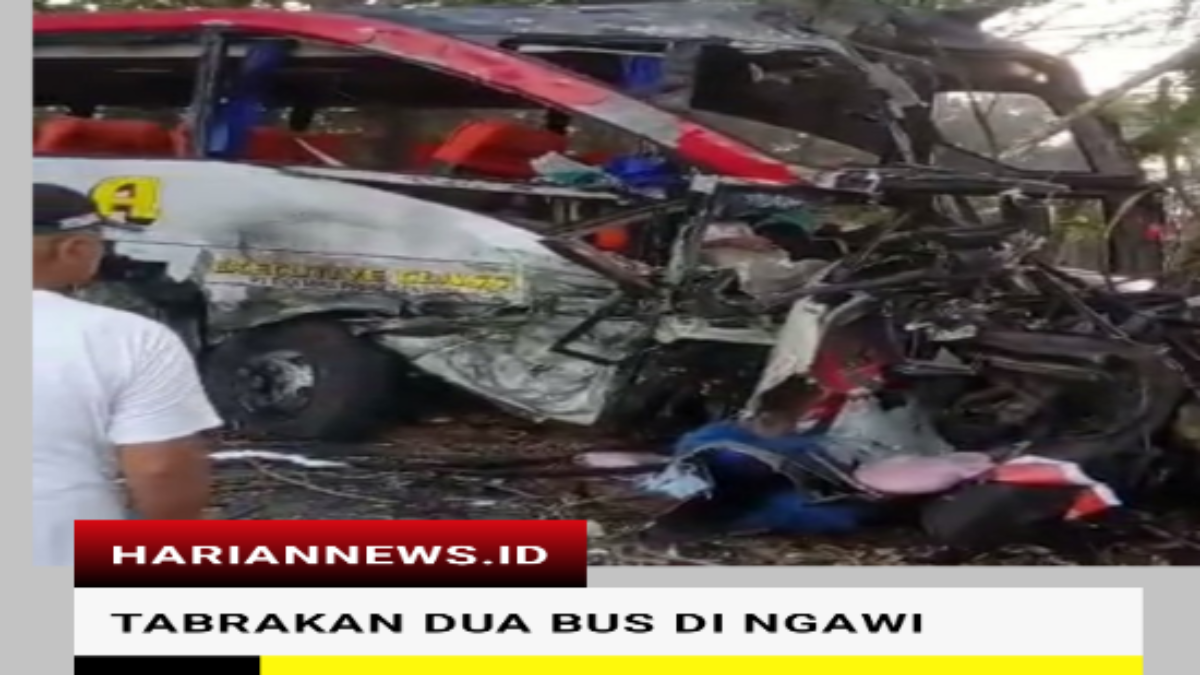 Tragedi Ngawi   Tabrakan Dua Bus Penumpang Tewas Terpental di Jalan Raya