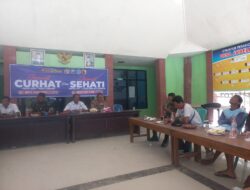 Giat Jumat Curhat Jumat Sehati Kapolsek Sugio AKP Ali Fatoni SH Bersama Danramil Sugio Di Balai Desa Jubellor Kecamatan Sugio
