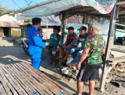 Aiptu I Gede Eka D Giat Patroli Serta Memberikan Bimbingan Langsung Kepada Masyarakat Pesisir