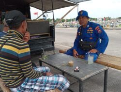 Bripka I Wayan Wedhana Giat Patroli Dan Menghimbau Kepada Nelayan Harus Selalu Memakai Alat Keselamatan Di Saat Melaut