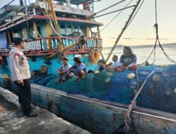 Aiptu Gede Laksanakan Patroli Dialogis Dalam Cipta Kondisi Kawasan Pelabuhan Tanjungwangi