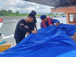 Mencegah Pelanggaran Hukum Satpolairud Polresta Banyuwangi Lakukan Pemeriksaan Muatan Beserta Dokumen Pelayaran