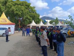 Satpolairud Bersama Forkopimda Laksanakan Giat Pengamanan Upacara Petik Laut Tradisional Pesisir Pantai Pancer