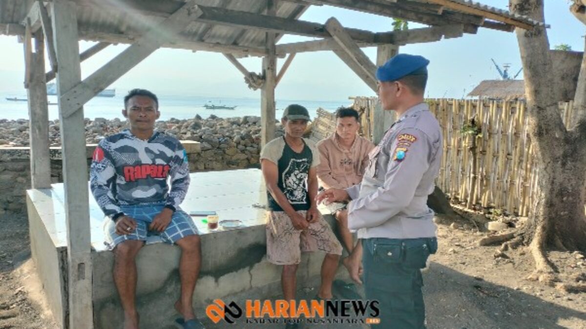 Satpolairud Polresta Banyuwangi Patroli Dan Sambang Dialogis Kawasan Pesisir Pantai Meneng