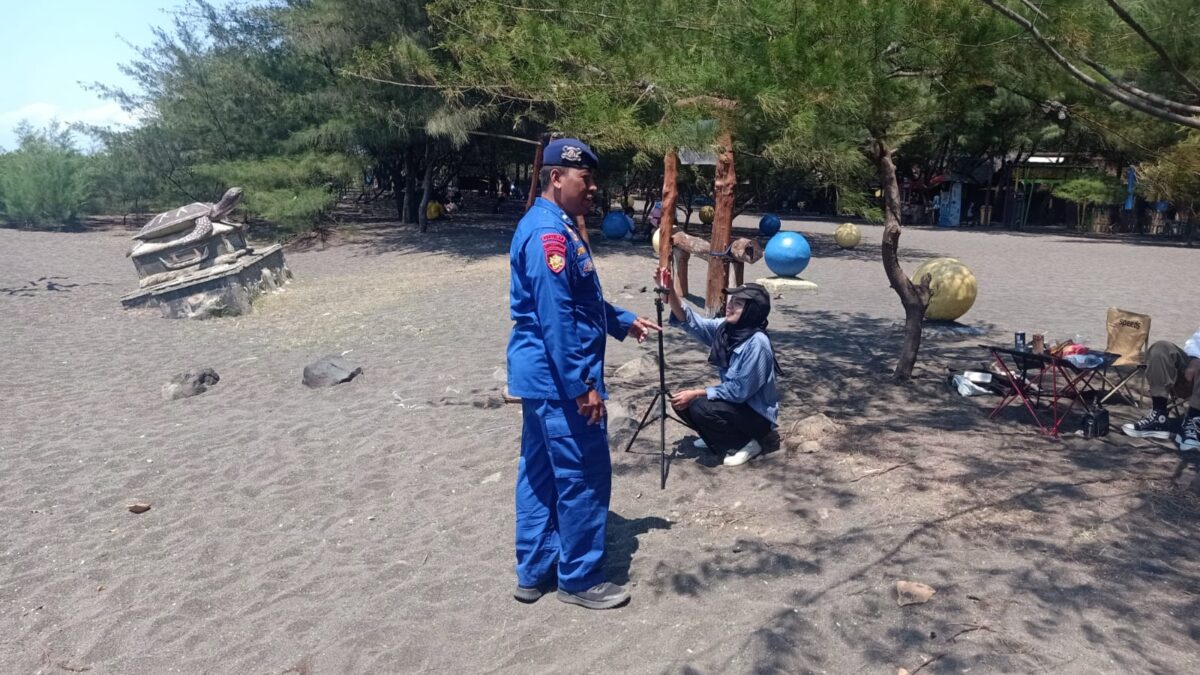 Laksanakan Patroli Wisata Ini Himbauan Yang Diberikan Aipda Haerul Umam