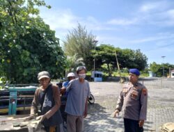 Berikan Sosialisasi Kamtibmas Ini Yang Disampaikan Aipda Haerul Umam Kepada Pengantar Barang