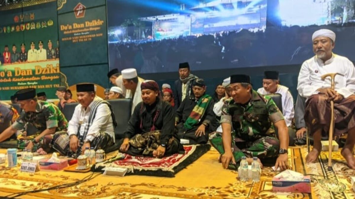 Do’a dan Dzikir Bersama Sebagai Upaya Sinergitas Komponen Bangsa