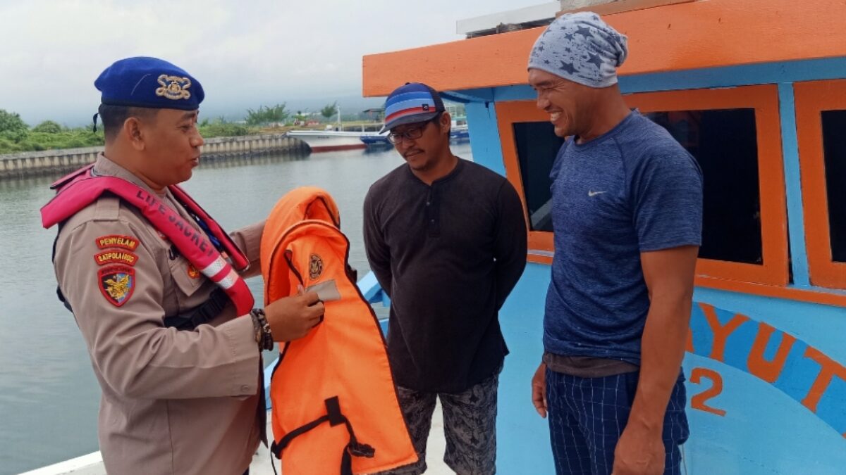 Ingatkan Kepada Nelayan Ini Cara Aipda Haerul Umam Lakukan Binmas