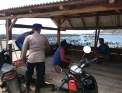 Waspada Cuaca Extrem Serta Tsunami Aipda Adi Berikan Sosialisasi Langsung Kepada Nelayan