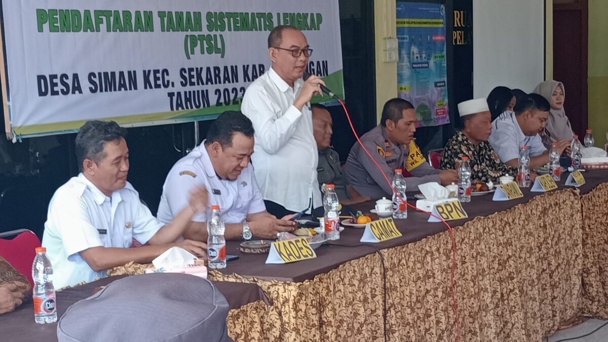 Masyarakat Desa Siman Resmi Kantongi Sertifikat Melalui PTSL