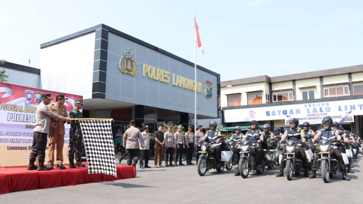 Polres Lamongan Bagikan 1000 Paket Bantuan Sosial Untuk Ringankan Beban Warga Masyarakat Lamongan