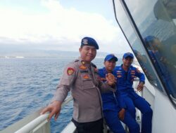 Iptu Sadimun  Satpolairud Polresta Banyuwangi Laksanakan Patroli Selat Bali Bersama Komandan KP Kasturi 6002