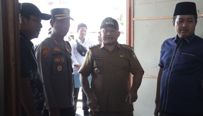 Menembus Pasar Garam industri, Pj Bupati dan Forkopimda Tinjau Alat Pemurnian Garam di Pengarengan 
