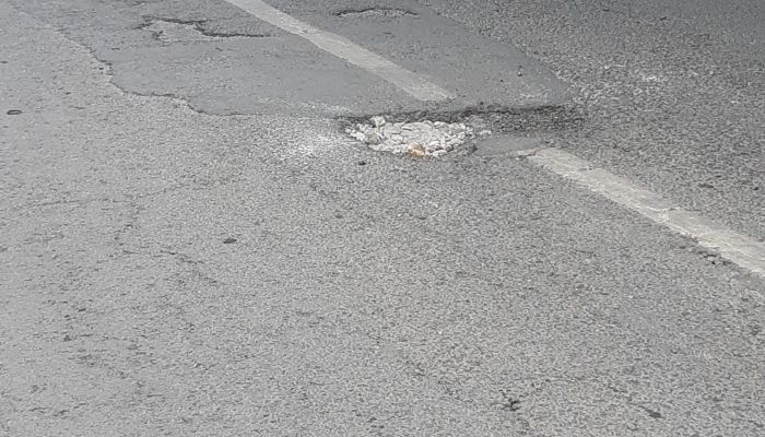 Kabid Binamarga Sampang: Lubang di Jalan Akibat Genangan Air, Akan Segera Diperbaiki