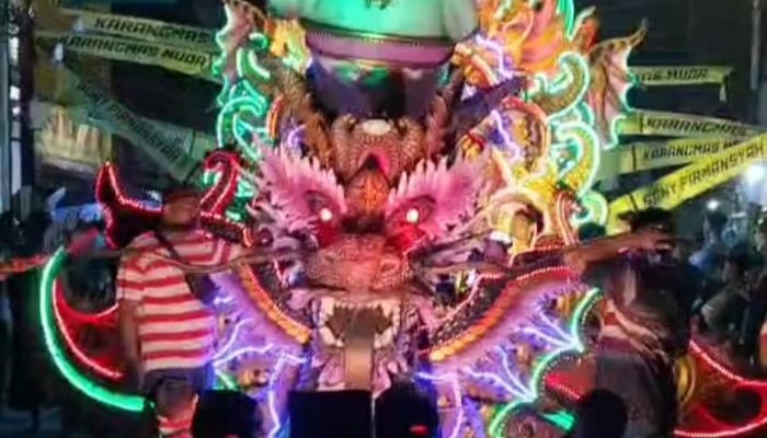 Tampil Terbaik Dhempo Abeng di Parade Festival Dug Dug 2025, memukau Tamu Undangan dan Masyarakat Sampang