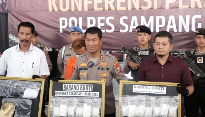 Polres Sampang Tangkap Kurir Narkoba, Sita hampir 1 KG Sabu