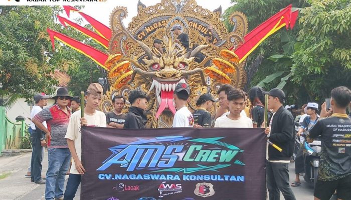 Meriah, Pawai Daul Combodug Semarakkan Haflatul Imtihan MD Diniyah Darut Tauhid II Panggung