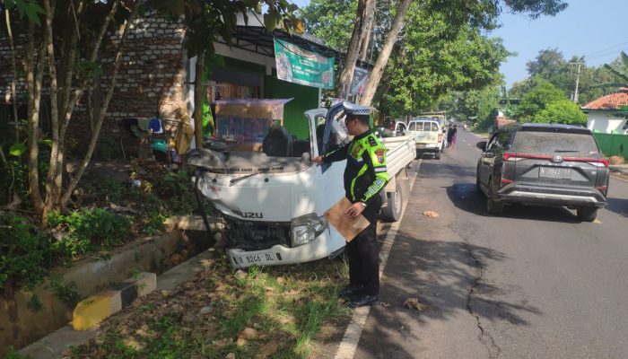 Kecelakaan Maut di Ketapang Sampang, Dua Kendaraan Terlibat Tabrakan Depan
