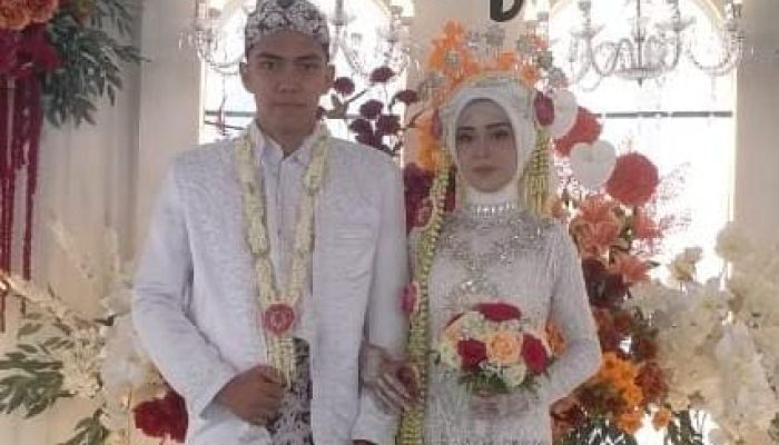 Acara Akad Nikah Wasiah dan Diego Sabilul Faizin Berlangsung Sakral di Sampang