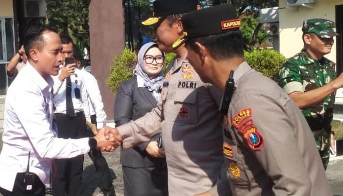 Karutan kelas IIB Sampang, Kamesworo sambut Kapolda Jatim Kunjungan Silaturahmi ke Polres Sampang