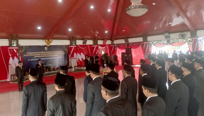 Bupati Sampang Lantik 65 Pejabat, ini Daftar Nama dan Jabatannya