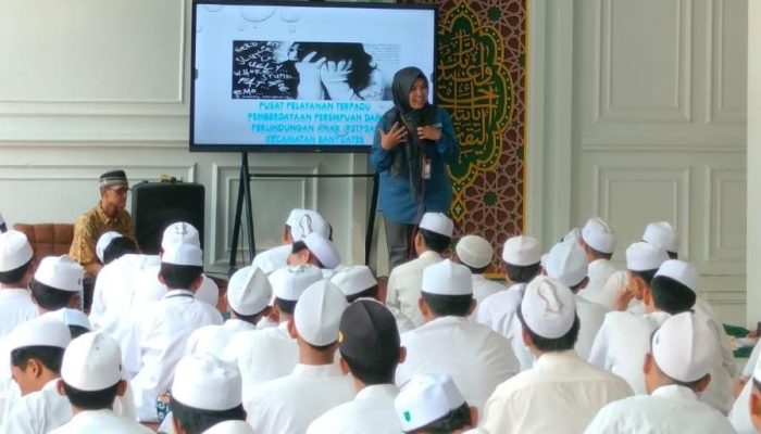 Sinergi Perdana SMPS dan MA As-Sirajul Munir Warnai MPLS dengan Edukasi Anti Kekerasan dan Anti NAPZA
