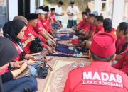 Usai Salurkan Bantuan Korban Kebakaran, Madas Sedarah Sampang Lanjutkan Takziah ke Kediaman Ketua DPAC Robatal