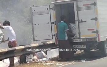 Jembatan Sowa’an Kembali Jadi Sorotan! Video Mobil Boks Diduga Buang Sampah Viral di Sampang